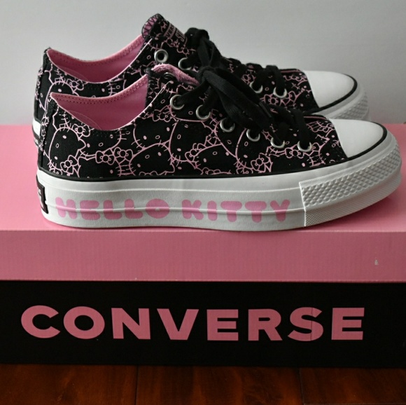 hello kitty converse size 8